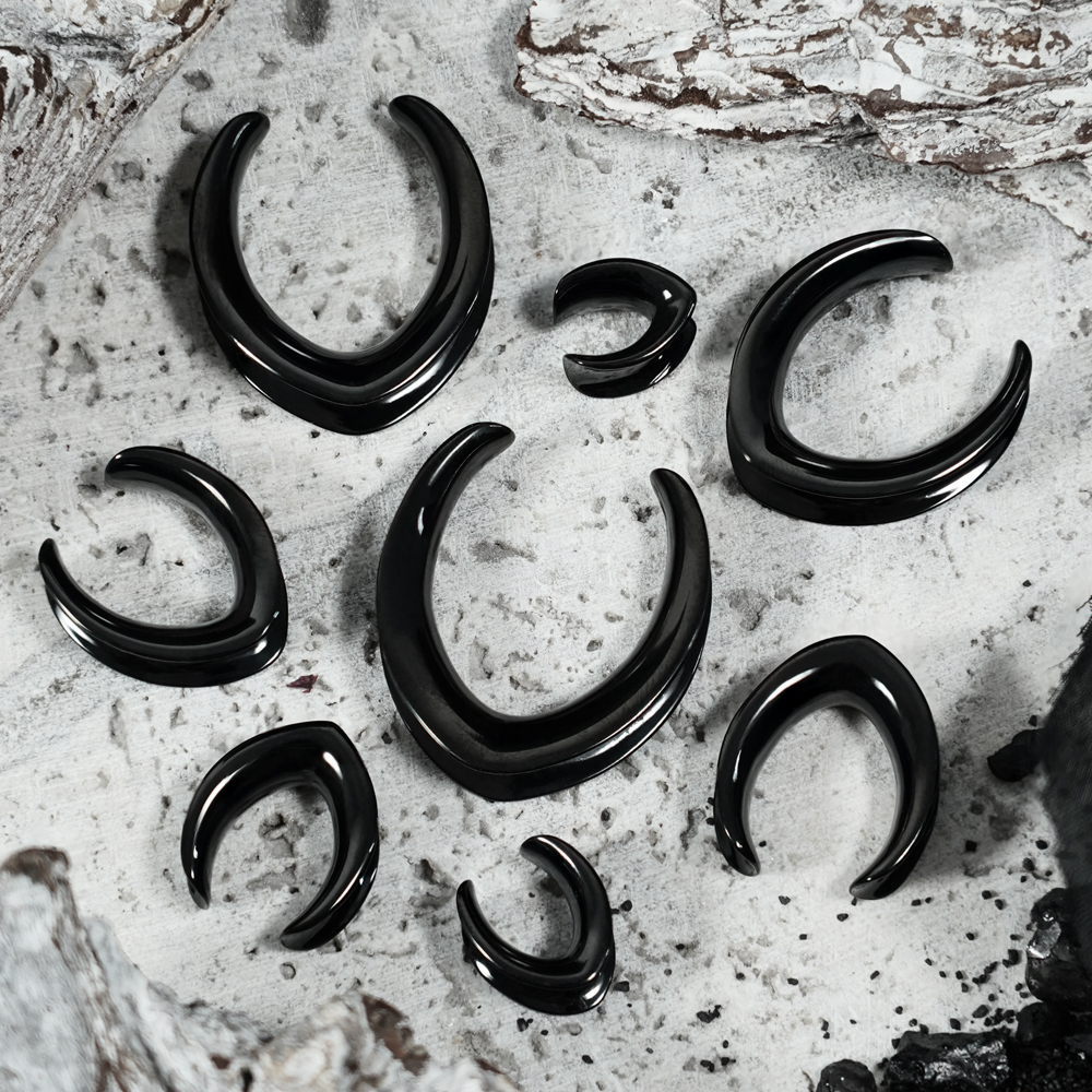 Black V Saddles 3 Schwarzer V Sattel Metall Ohr Messgerät / Plug