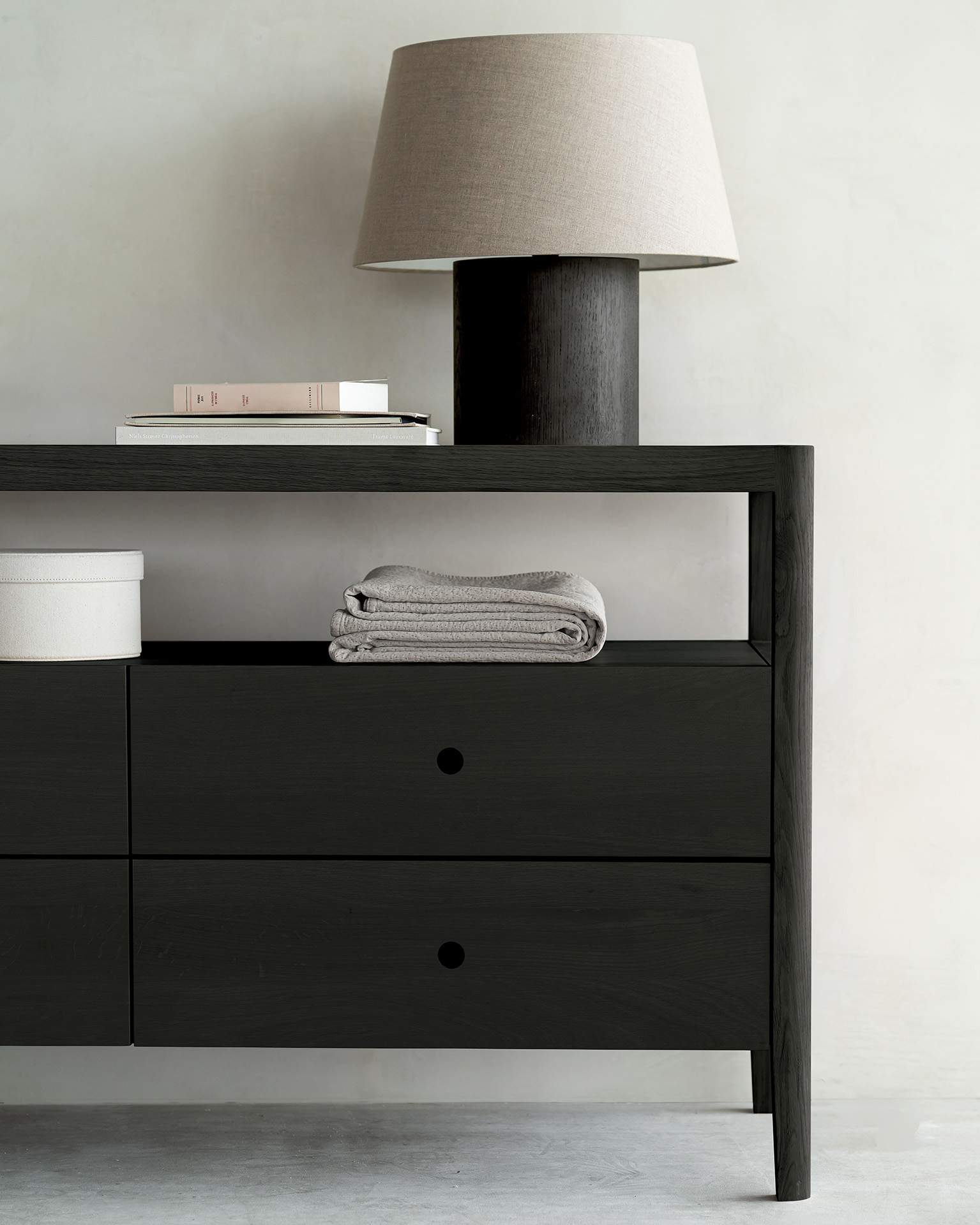 Ethnicraft Oak Spindle Dresser - 4 Drawers