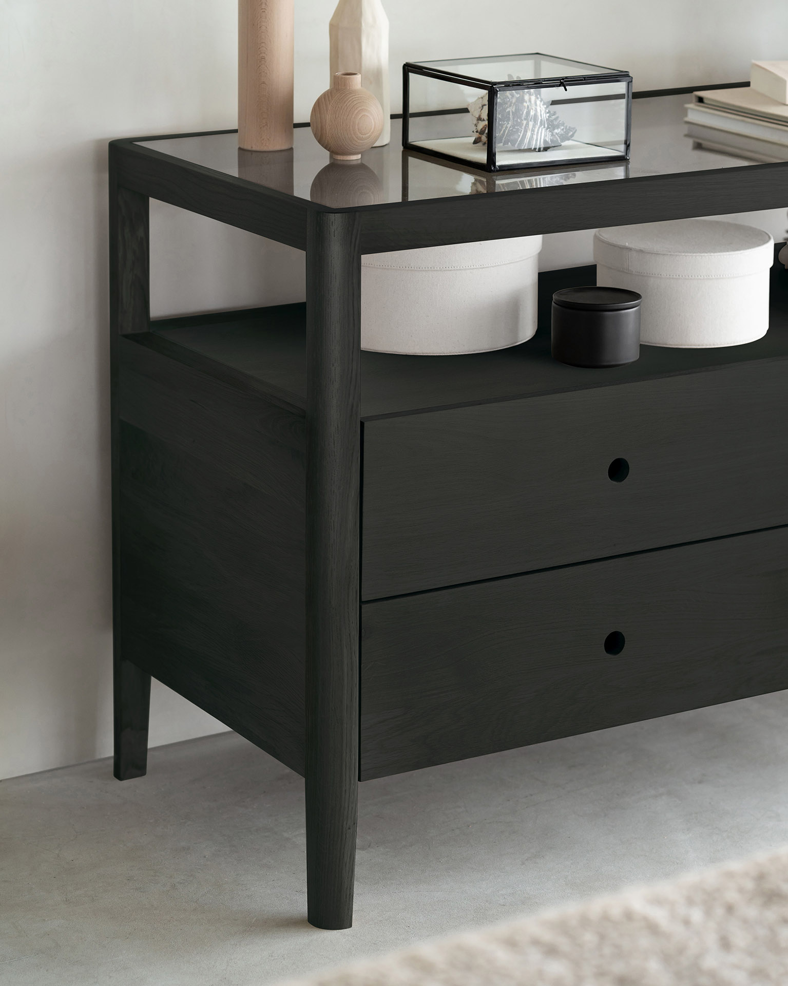 Ethnicraft Oak Spindle Dresser - 4 Drawers