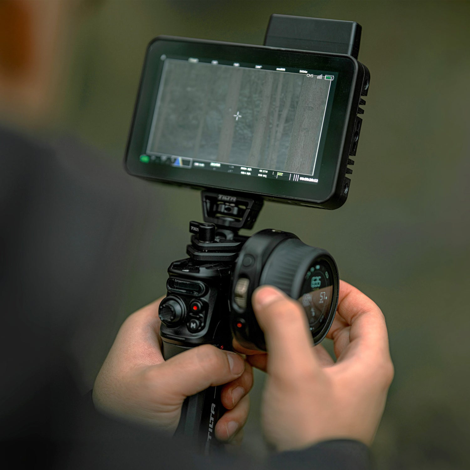Cinematic Precision at Hand