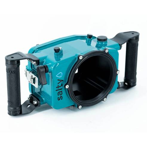 Water Housing for the Canon R5C.