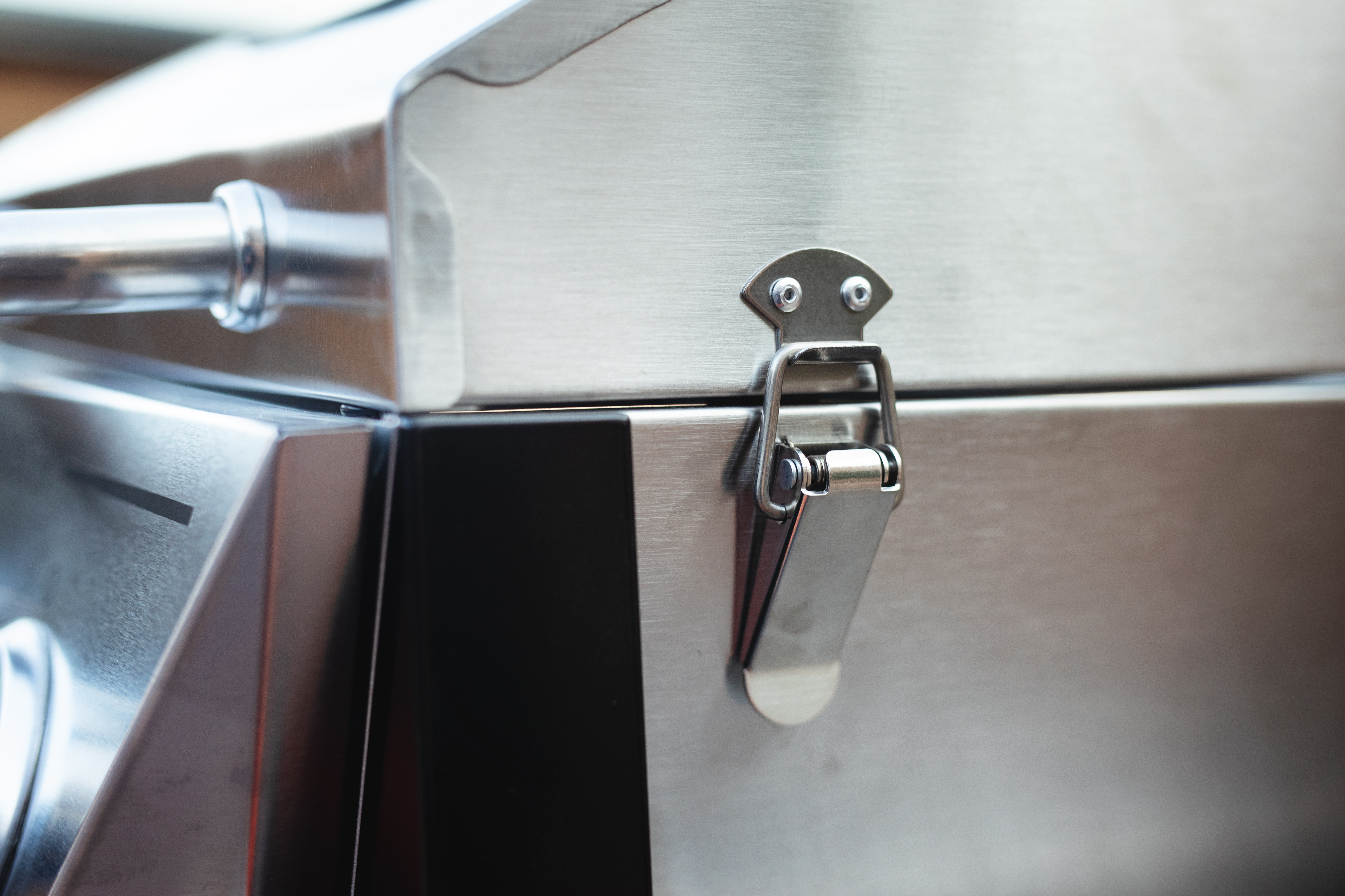 Lockable Lid