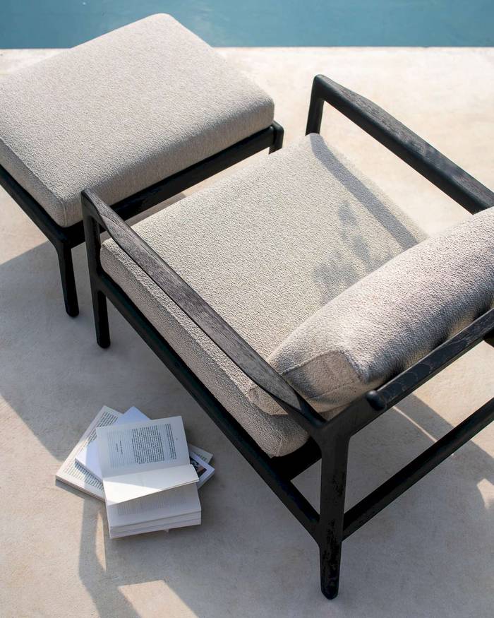 Ethnicraft Teak Jack Outdoor Lounge Chair - Off White - Teak - Floor Stock