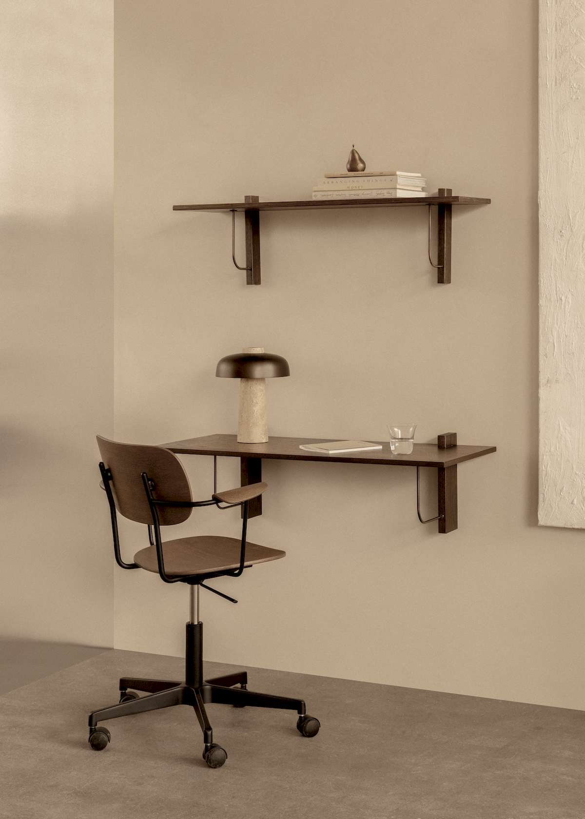Corbel Desk