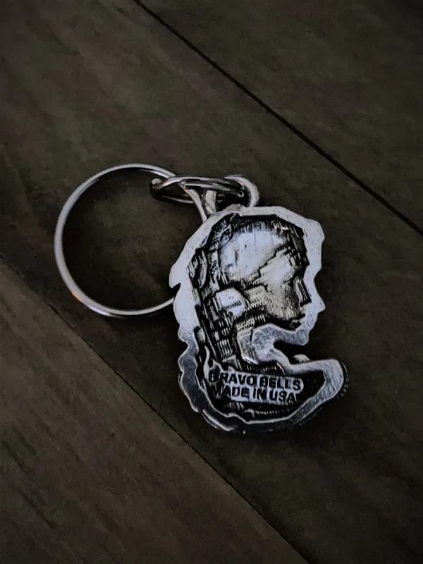 bbk-06-medusa-keychain-product-detail-image