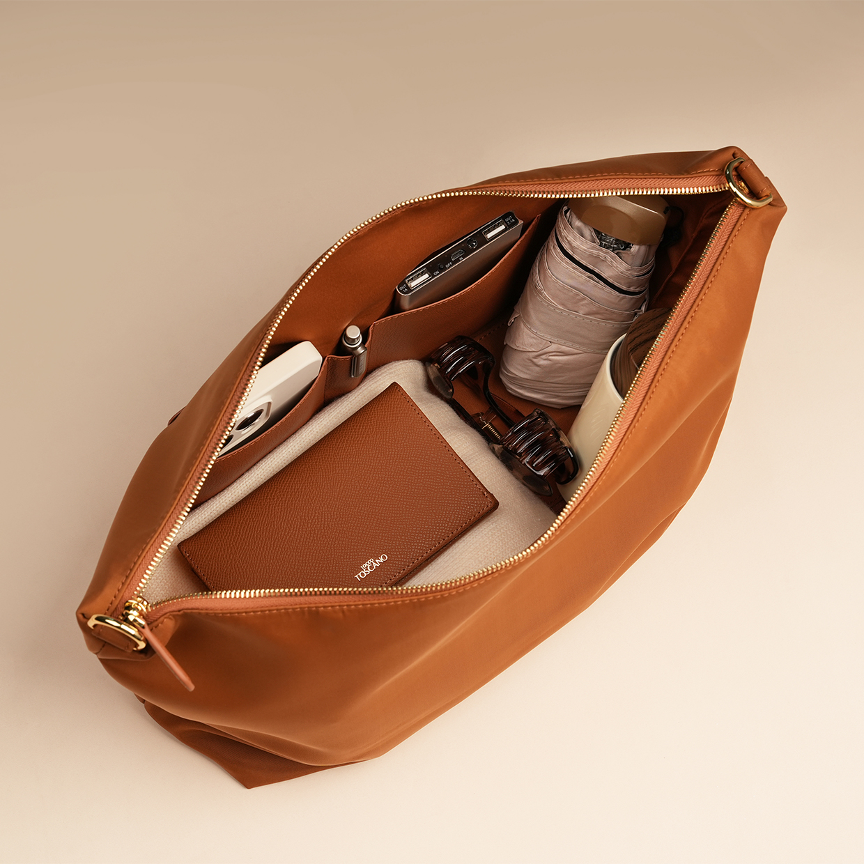 Aimee Travel BiB (Light Brown) - Tocco Toscano