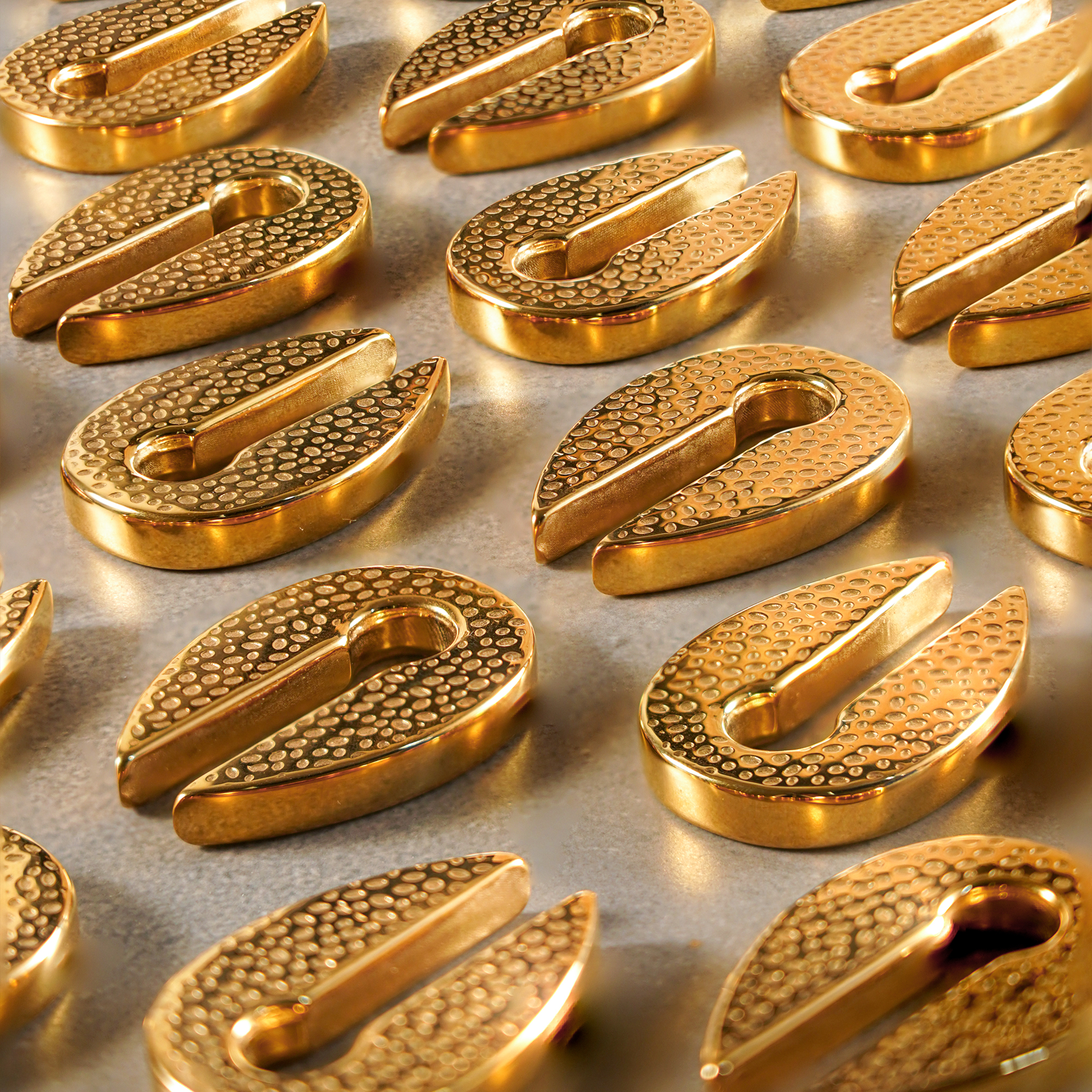 Hammered Gold - Keyhole Ear Weights (Pair) Hammered Gold - Keyhole Ear Weights (Pair)
