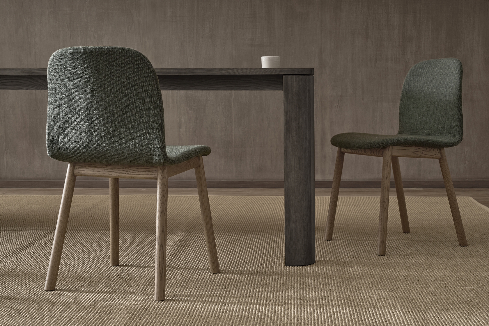 Oli Dining Table