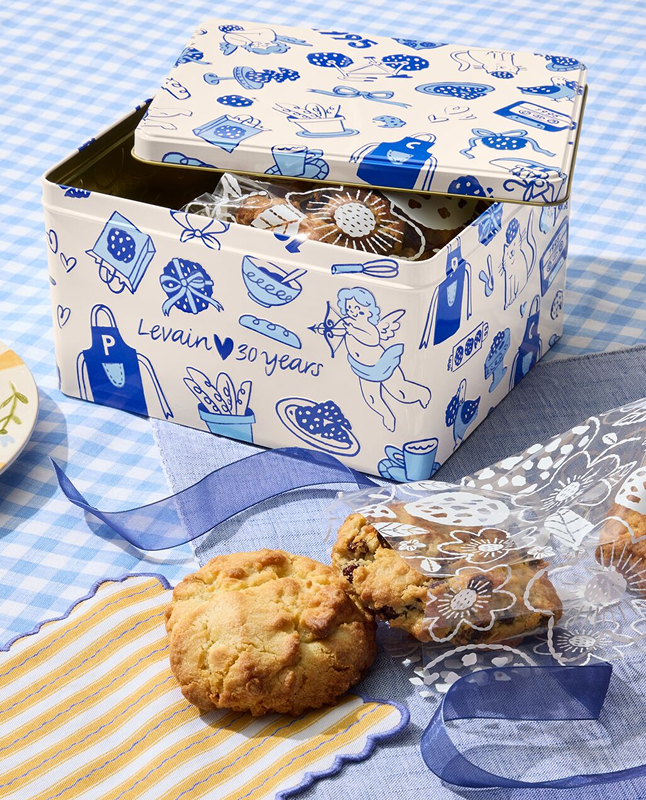 Mother's Day Cookie Tin Bundle - Levain Bakery