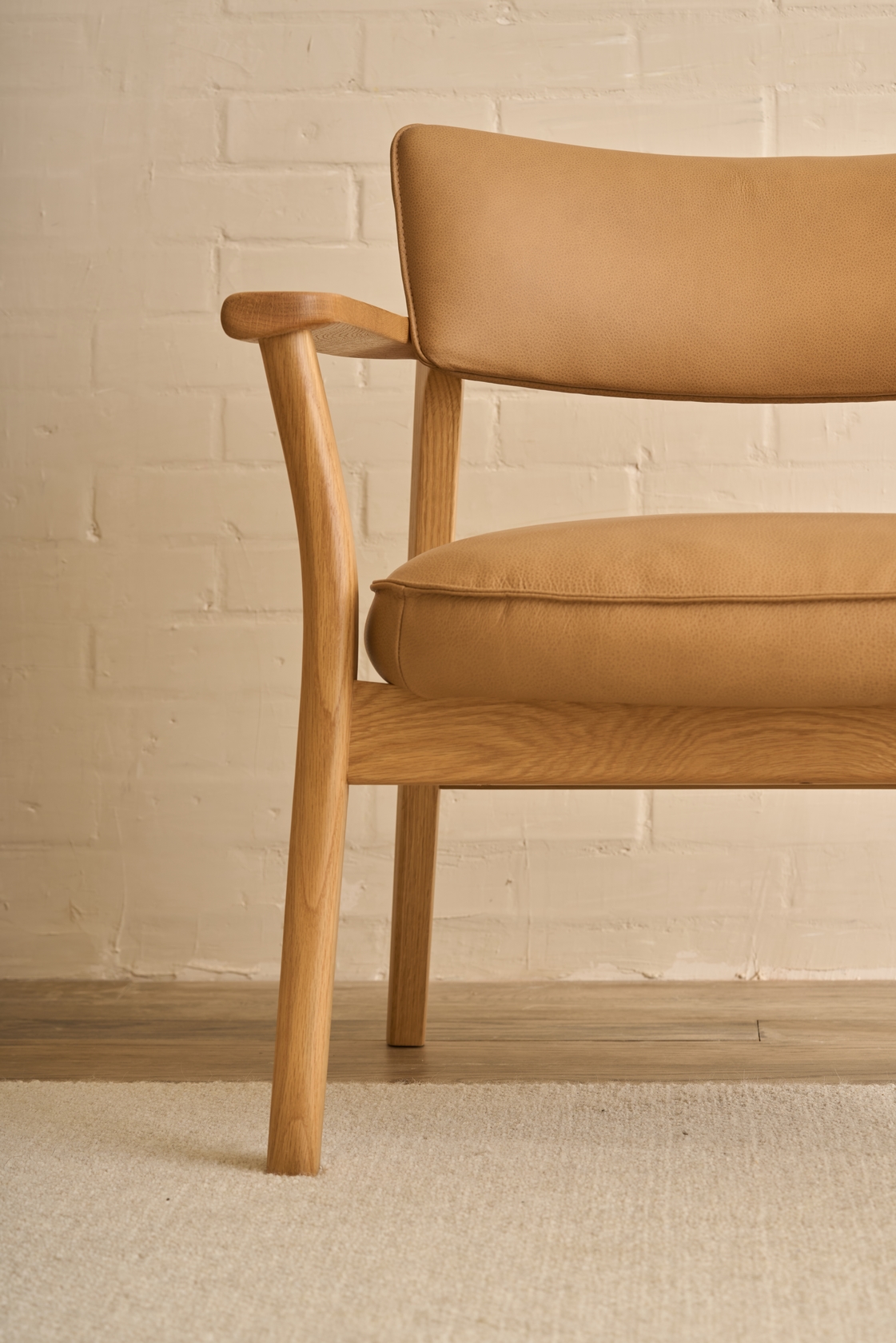 Poise Lounge Soft Armchair