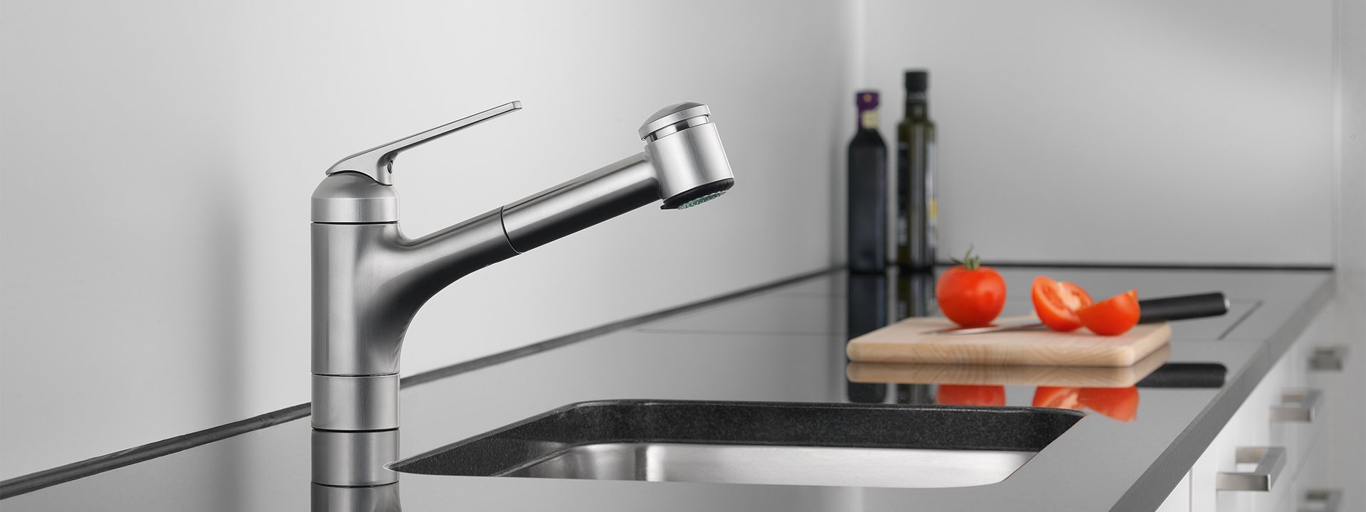 KWC Domo Single Hole Kitchen Faucet with pull-out Spray - Side Lever