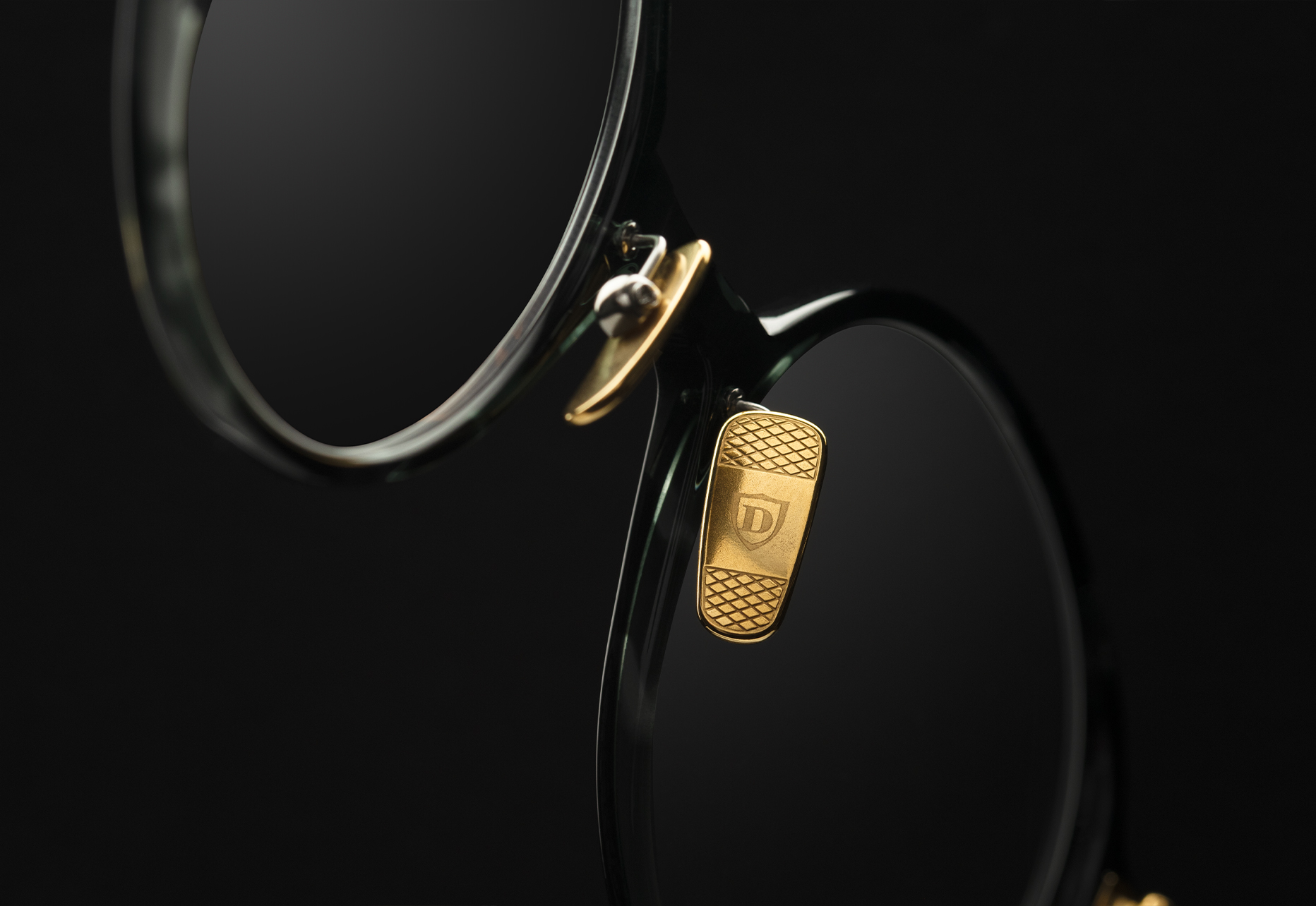 DITA VATIZA CUSTOM TITANIUM NOSE PADS WITH DIAMOND PRESSED DETAIL