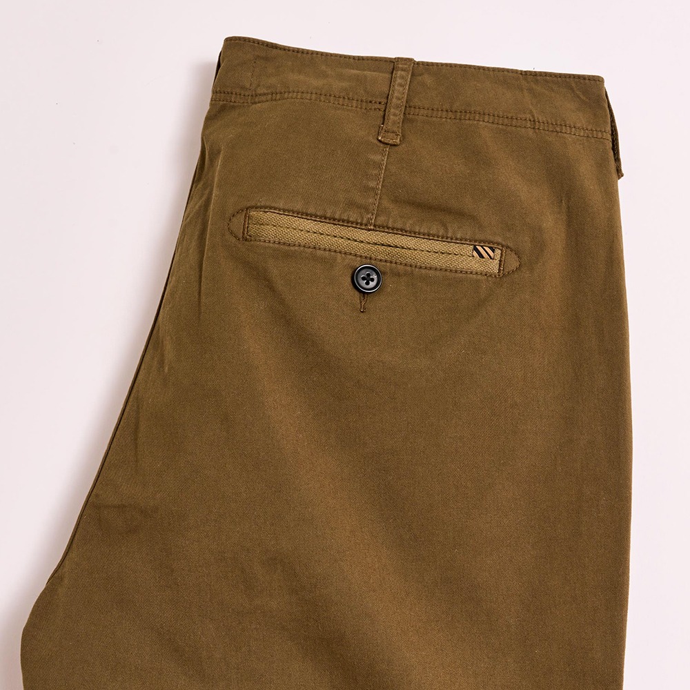 Chino Pant in Left-Hand Twill Stretch Cotton | Billy Reid