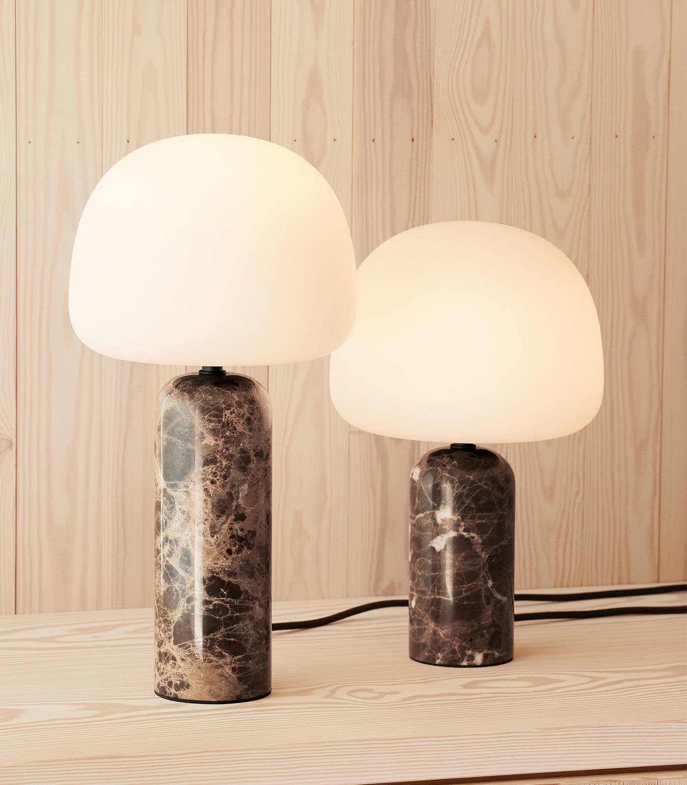 Kin Table Lamp