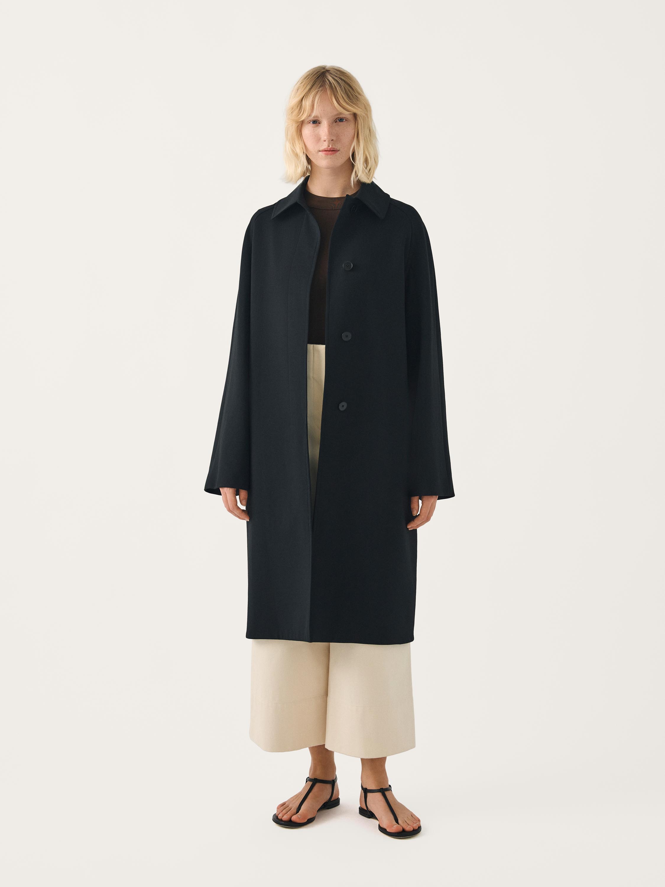 PAM lightweight wool coat with raglan sleeves