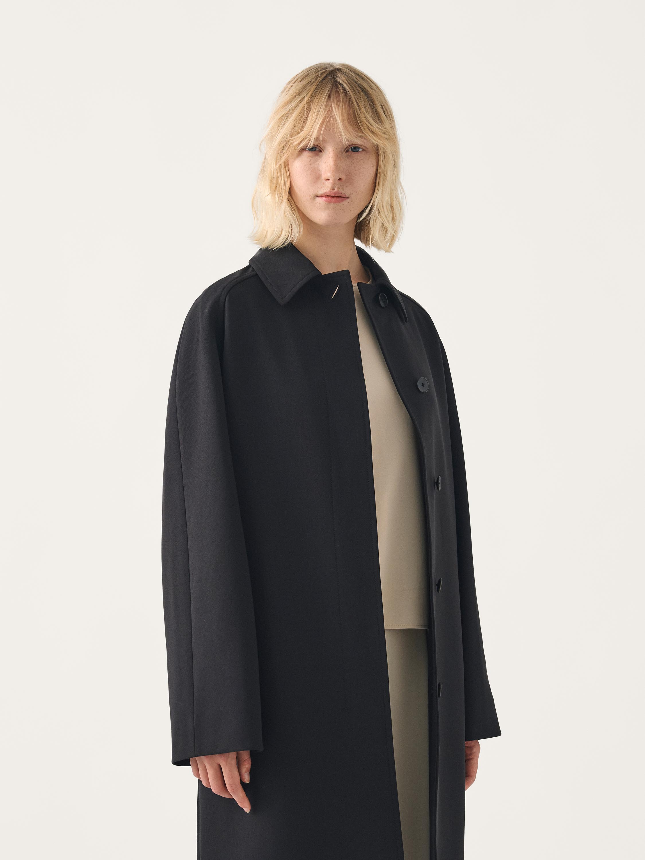 PAM lightweight wool coat with raglan sleeves | FFORME