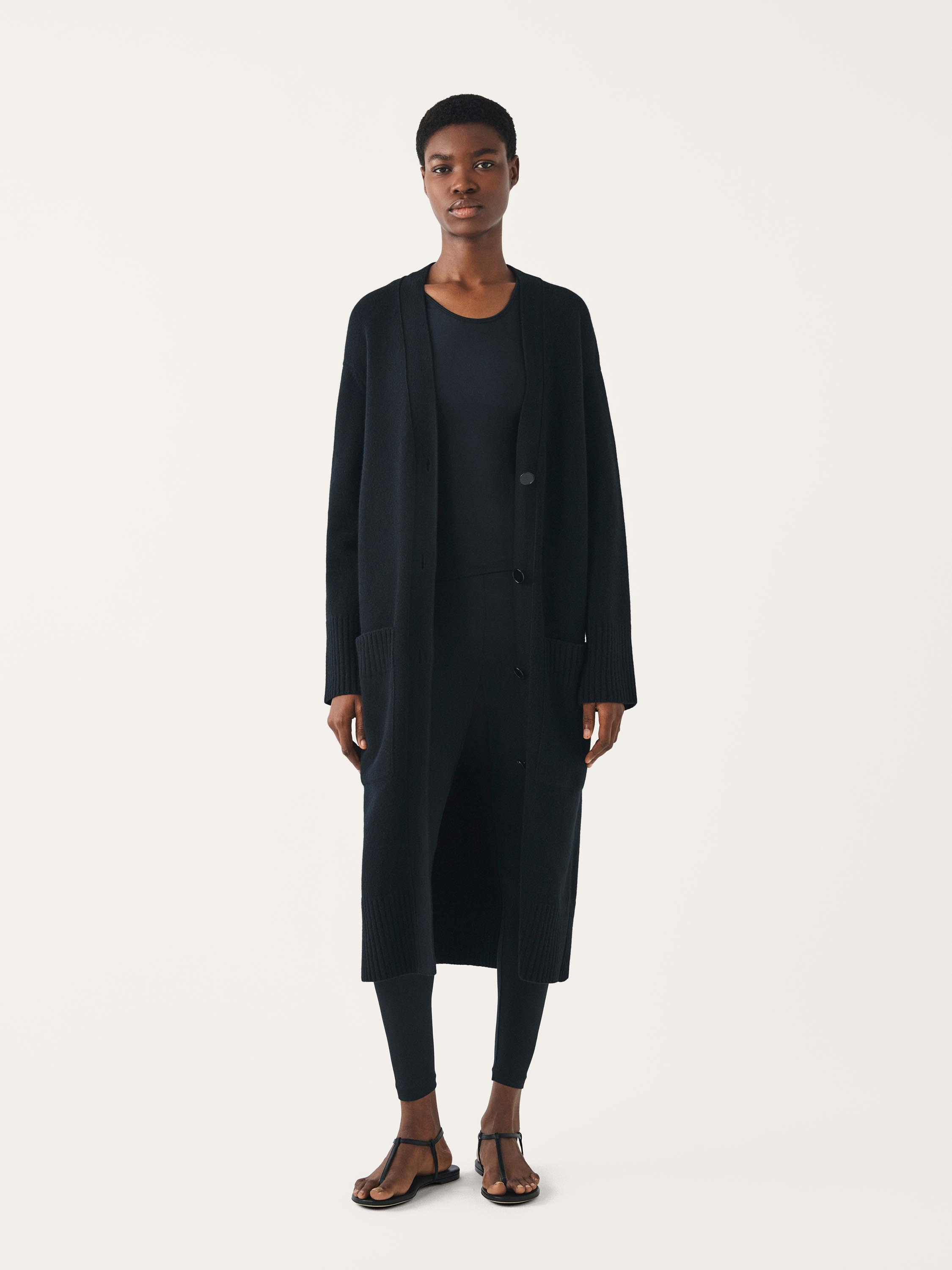 GRACE long cardigan with buttons & drop shoulders | FFORME GRACE long cardigan with buttons & drop shoulders | FFORME