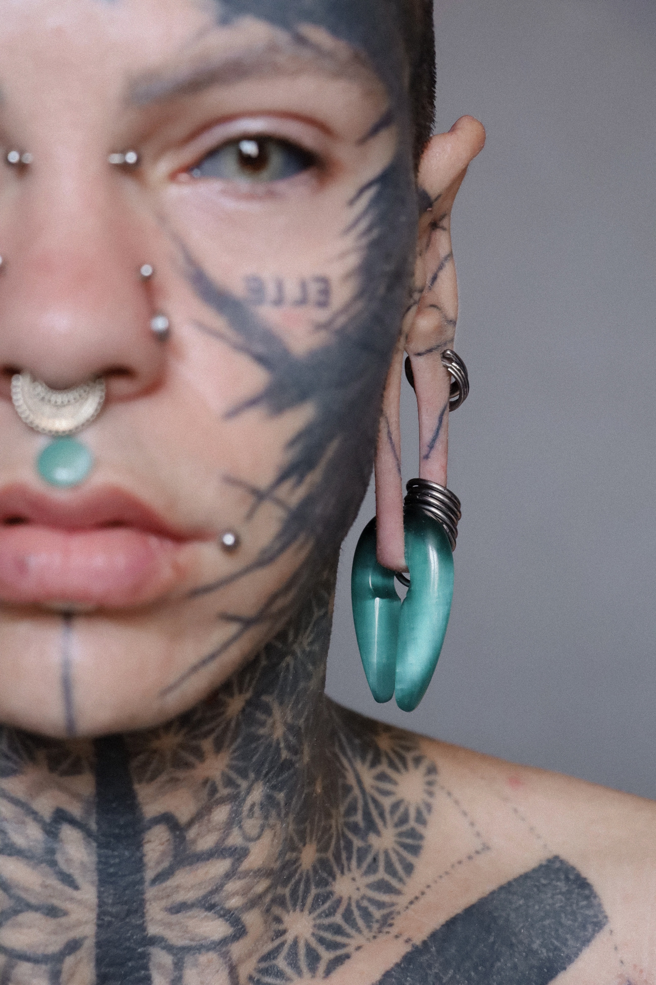 Keyhole ear weights hotsell