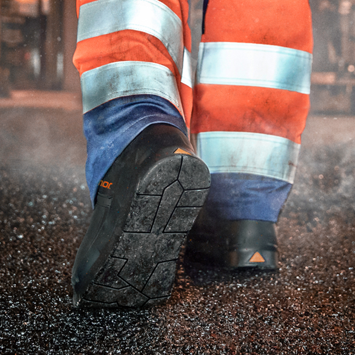 THE ONLY ASPHALT-SPECIFIC BOOT FROM AN AMERICAN PPE BRAND