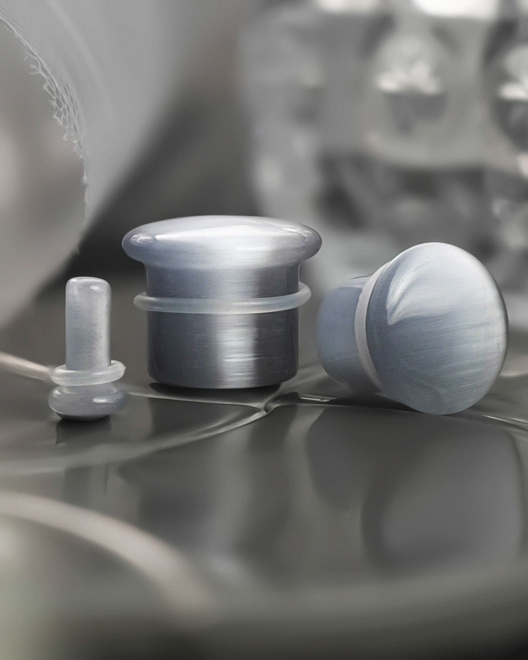 cool  Grey Cats Eye Single Flare Glass Plug / Gauge