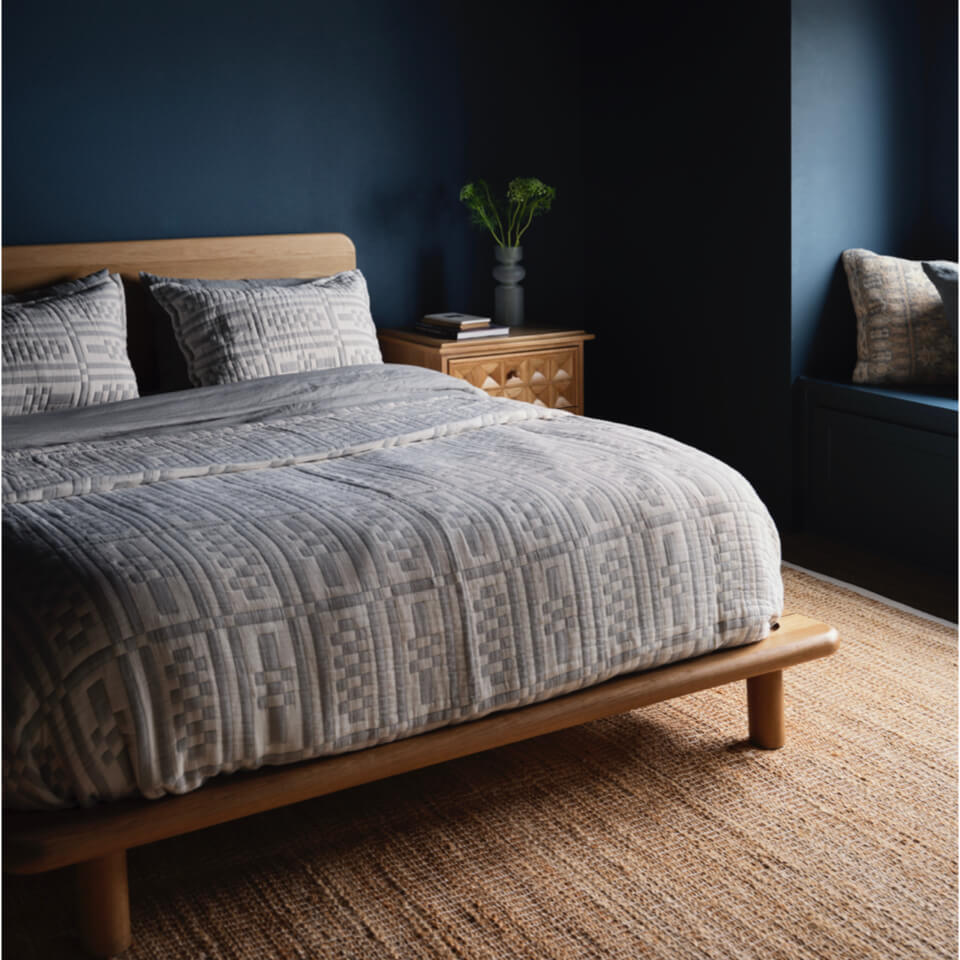 Ravi Platform Bed – The Citizenry