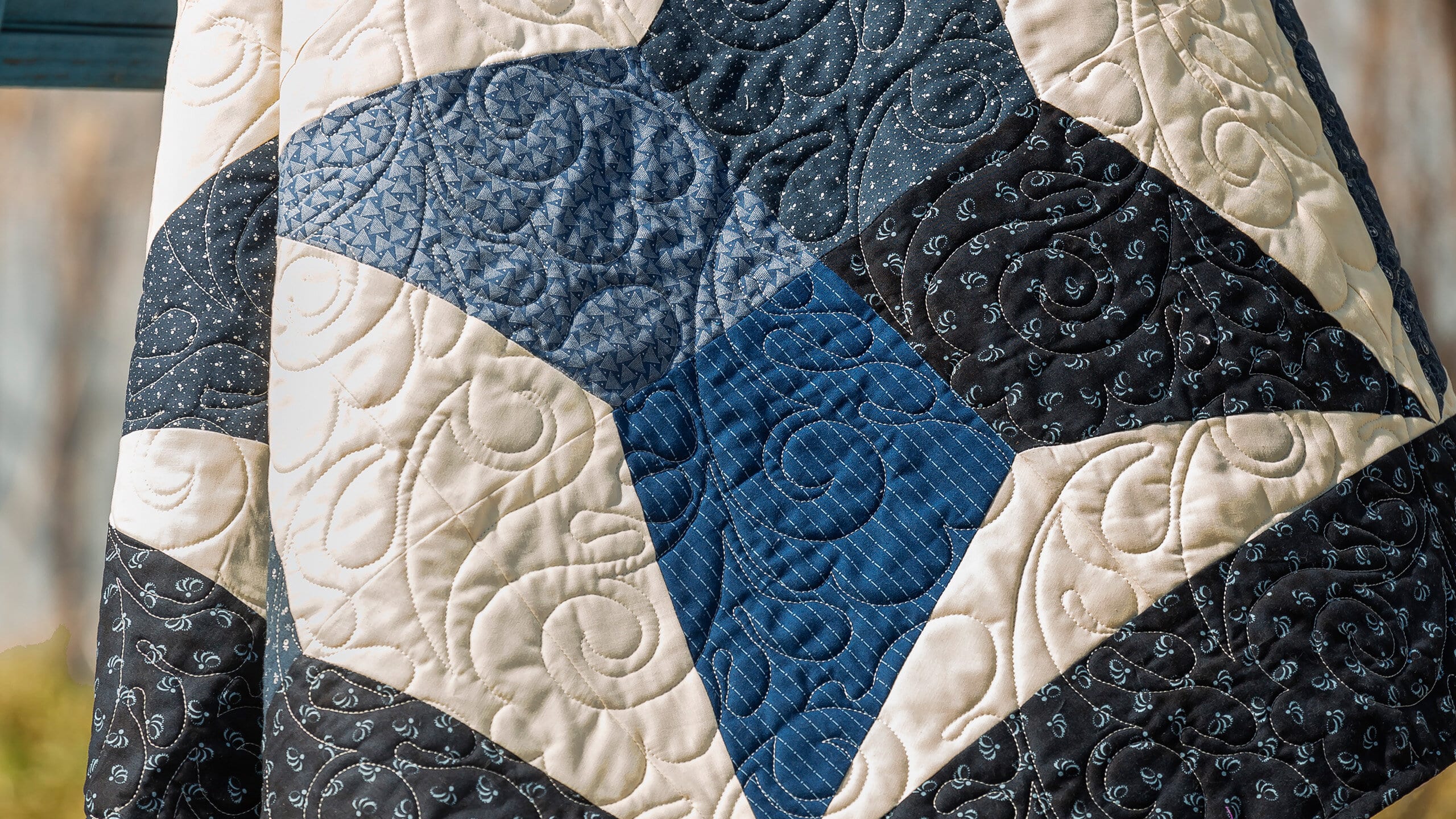 Stretched Periwinkle Quilt Tutorial