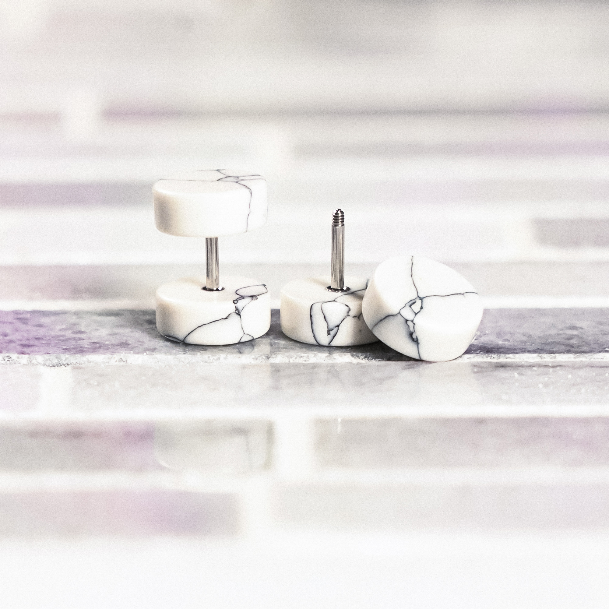 Cool White Howlite Fake Plug / Gauge