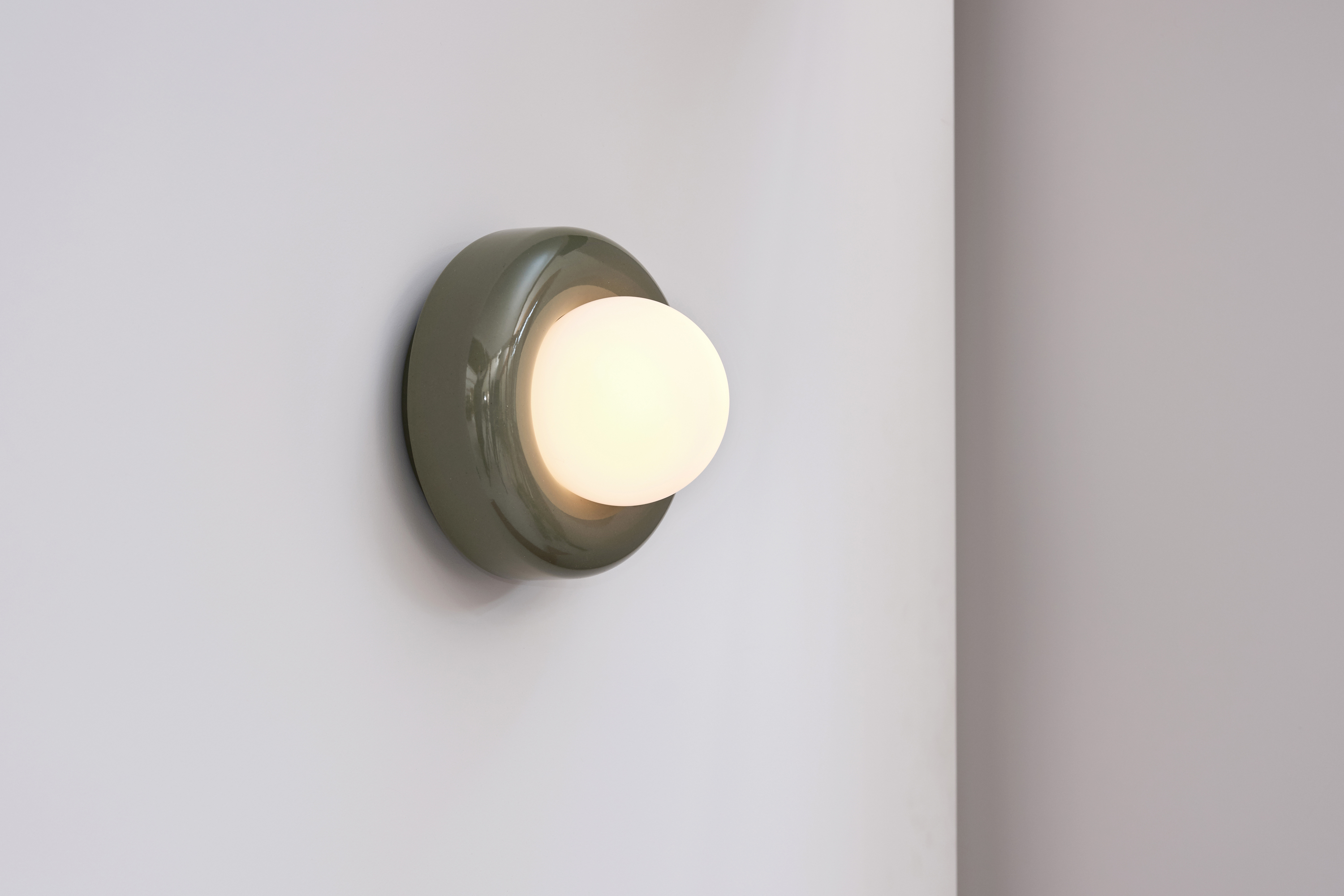 Nelly Wall Light Olive Jardan