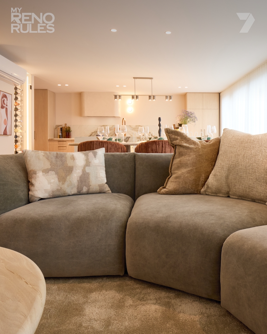 Slipper V5 Sofa
