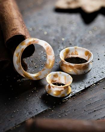 Unique White & Gold Splatter Eyelet Silicone Ear Tunnel