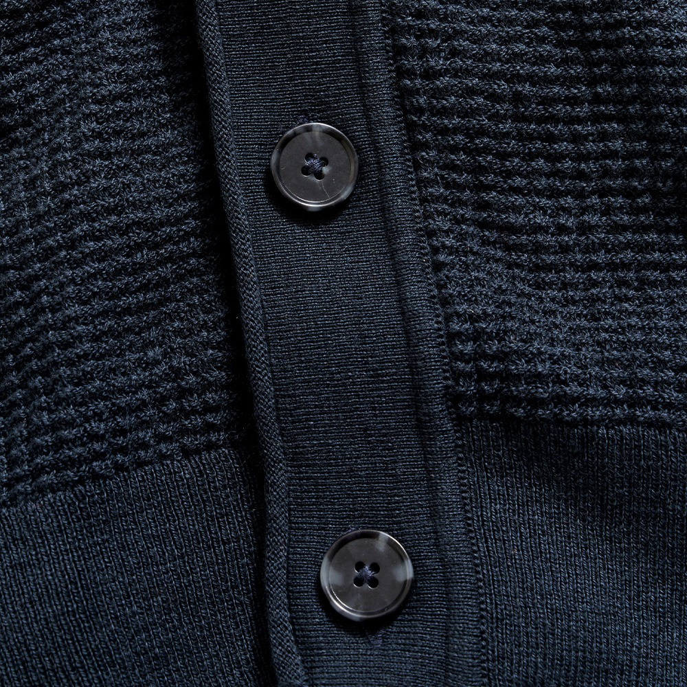Dark Horn Buttons