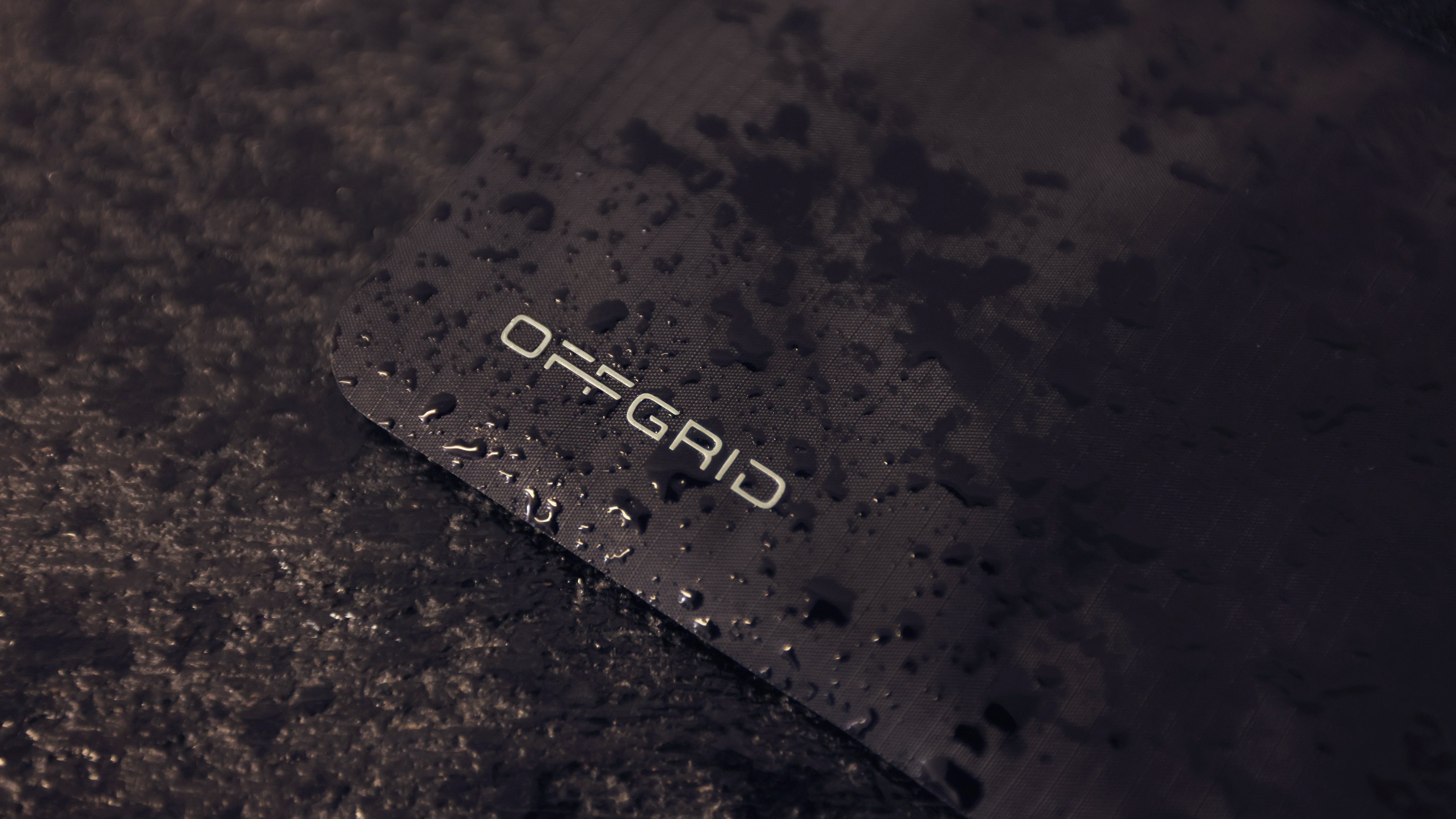 Water & Dust Resistant