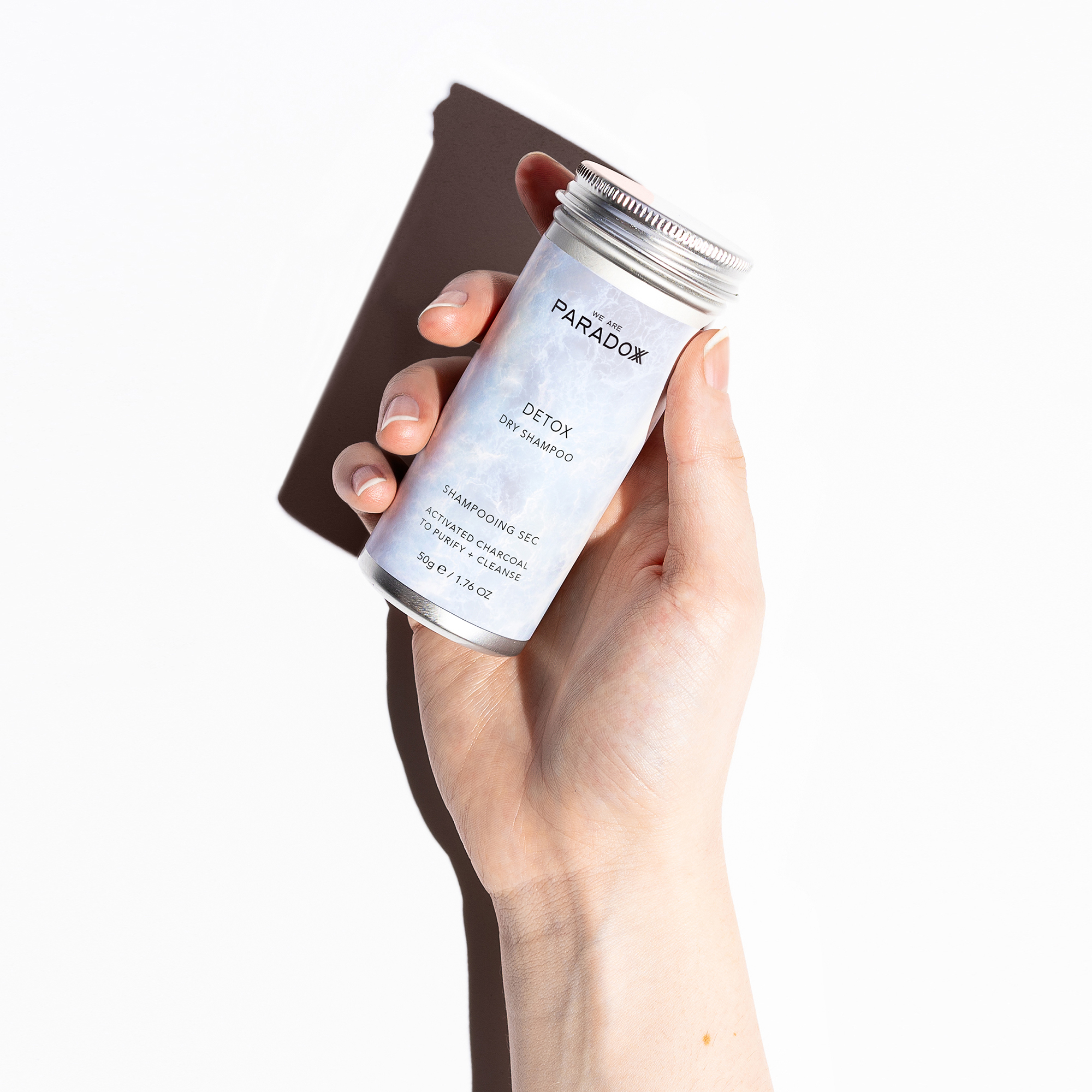 DETOX_DRY SHAMPOO_LIFESTYLE.jpg