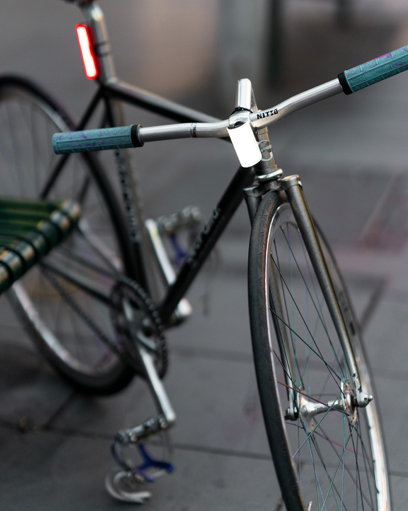 Mid Cobber Front Bike Light | USB Rechargeable | Knog