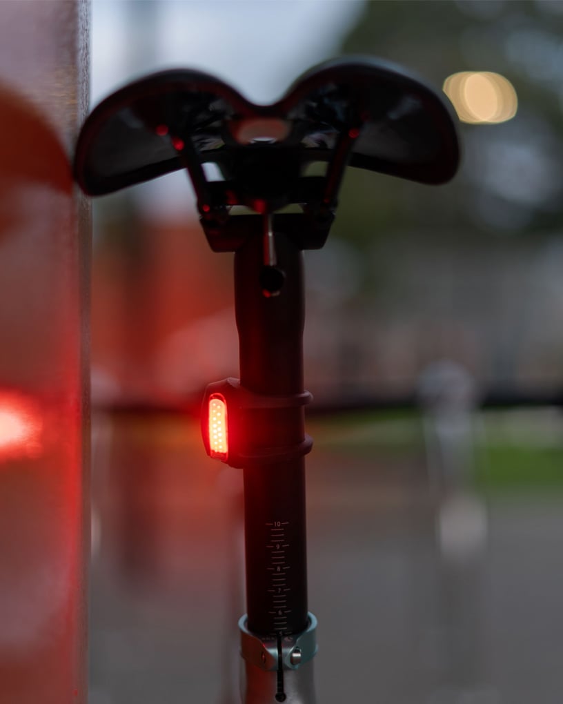 Frog bike rear deals reflector