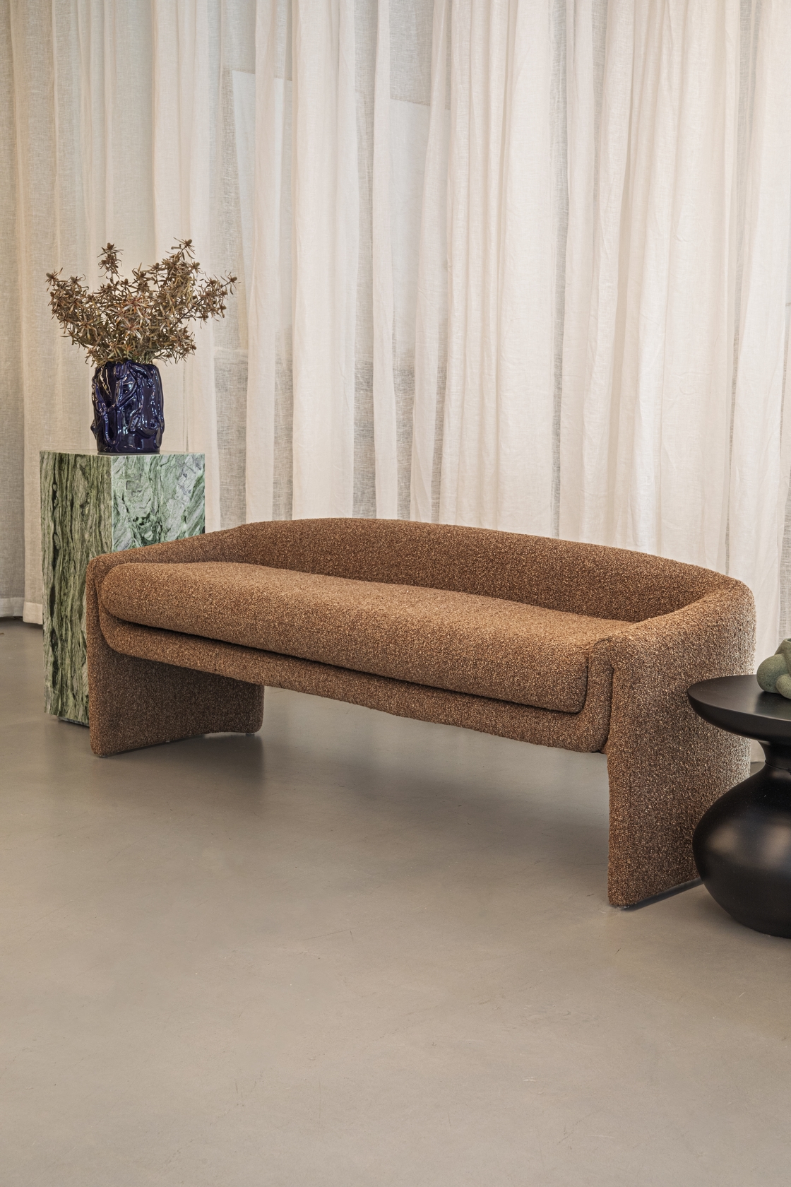 Charlotte Bench