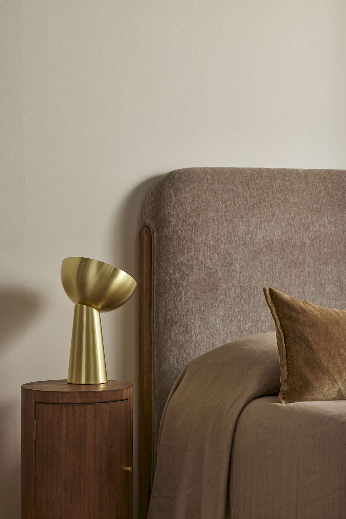 Hughes Table Lamp