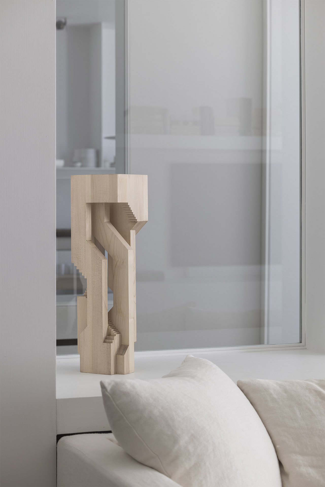 Ethnicraft Sycamore Circonvolution Sculpture