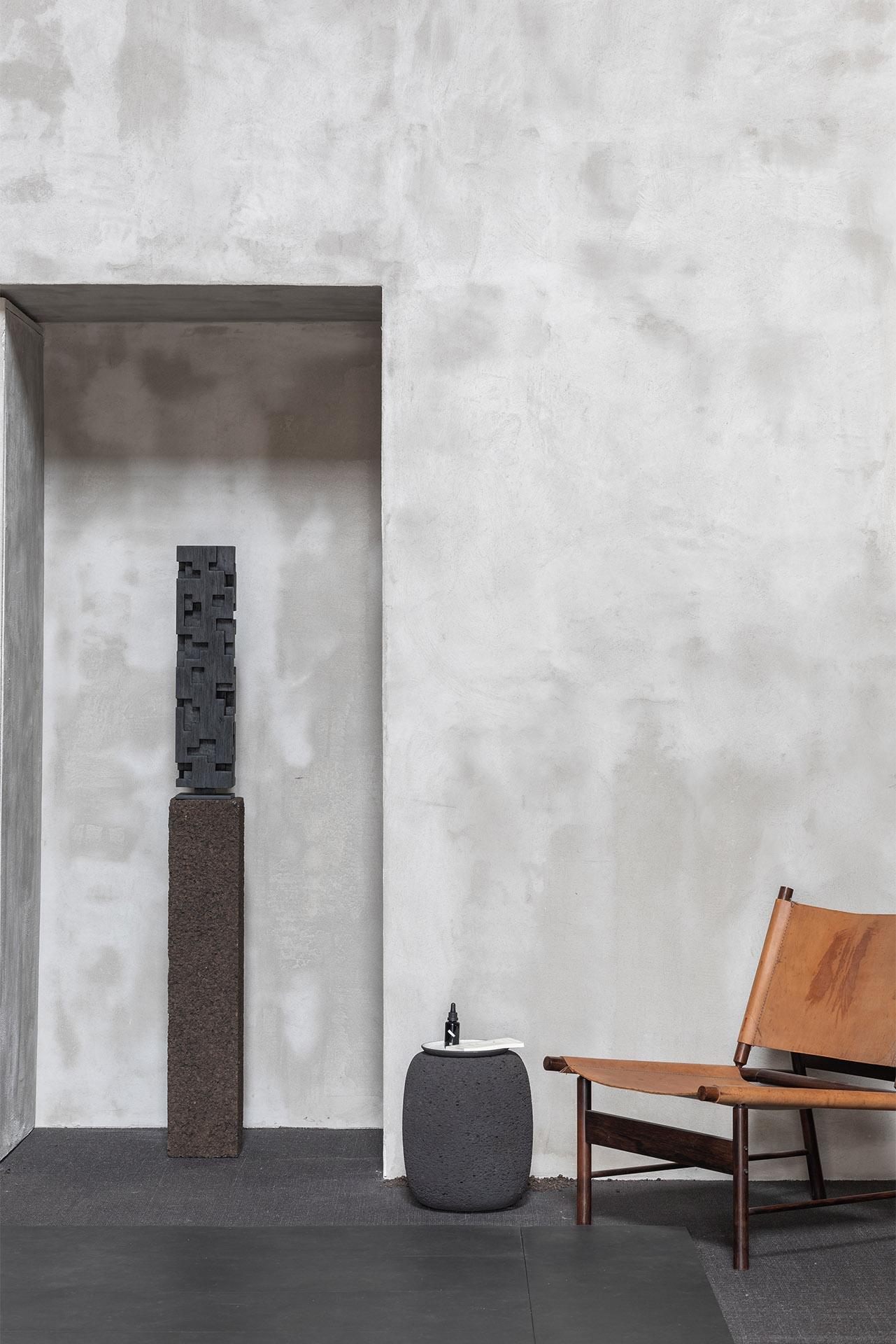 Ethnicraft Teak Colonne Sculpture