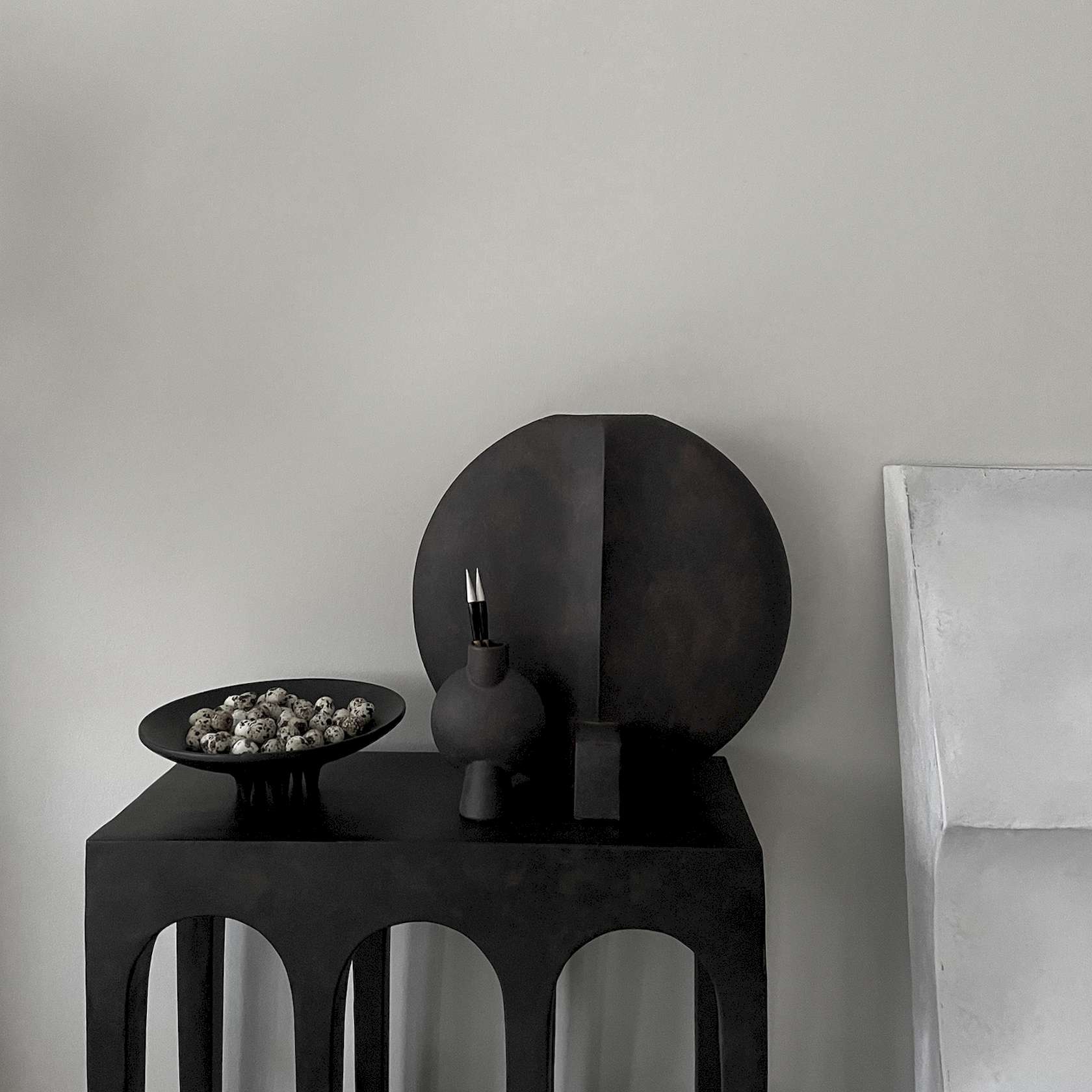 Bow Small Console