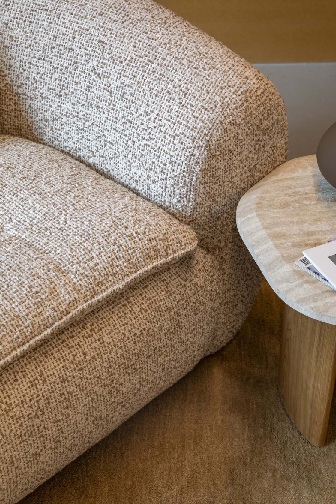 Petra Lounge Chair