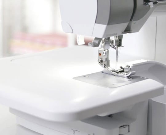 Bernina L850 Overlocker - Impressive sewing space