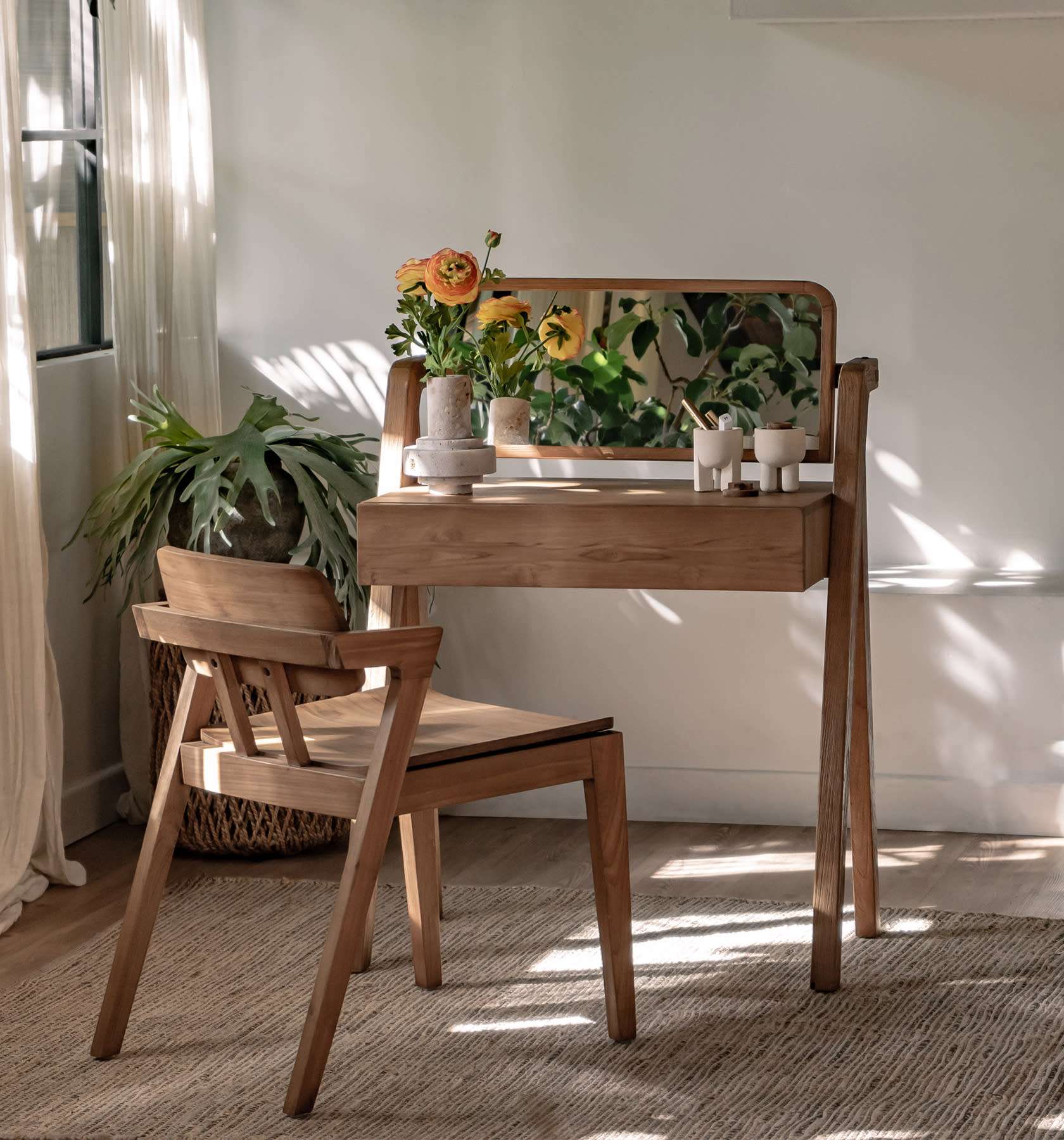 dBodhi Classy Dressing Table