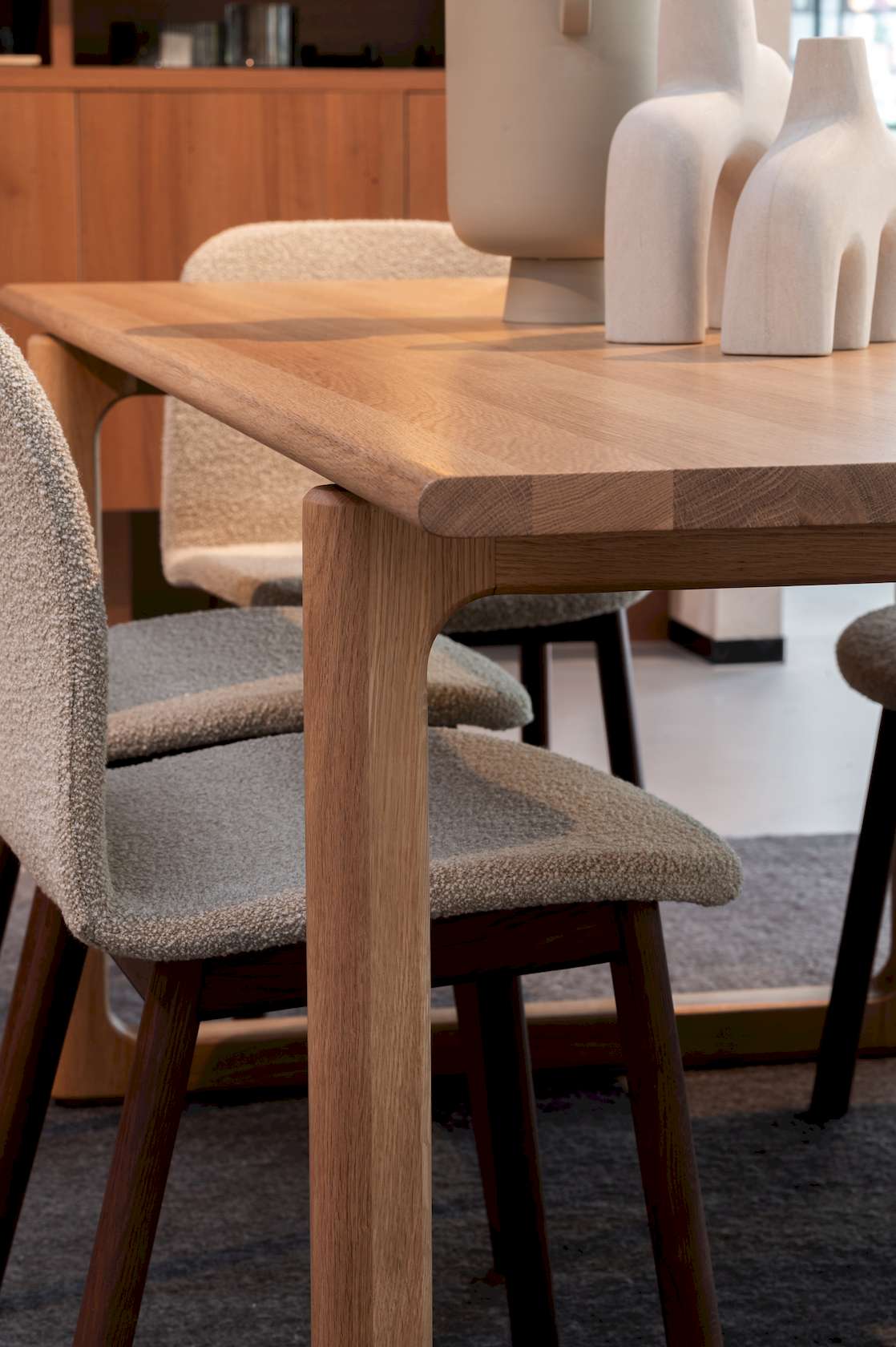 Com V1 Dining Chair - Milk-Bigello 0002 - Light Oak - Floor Stock