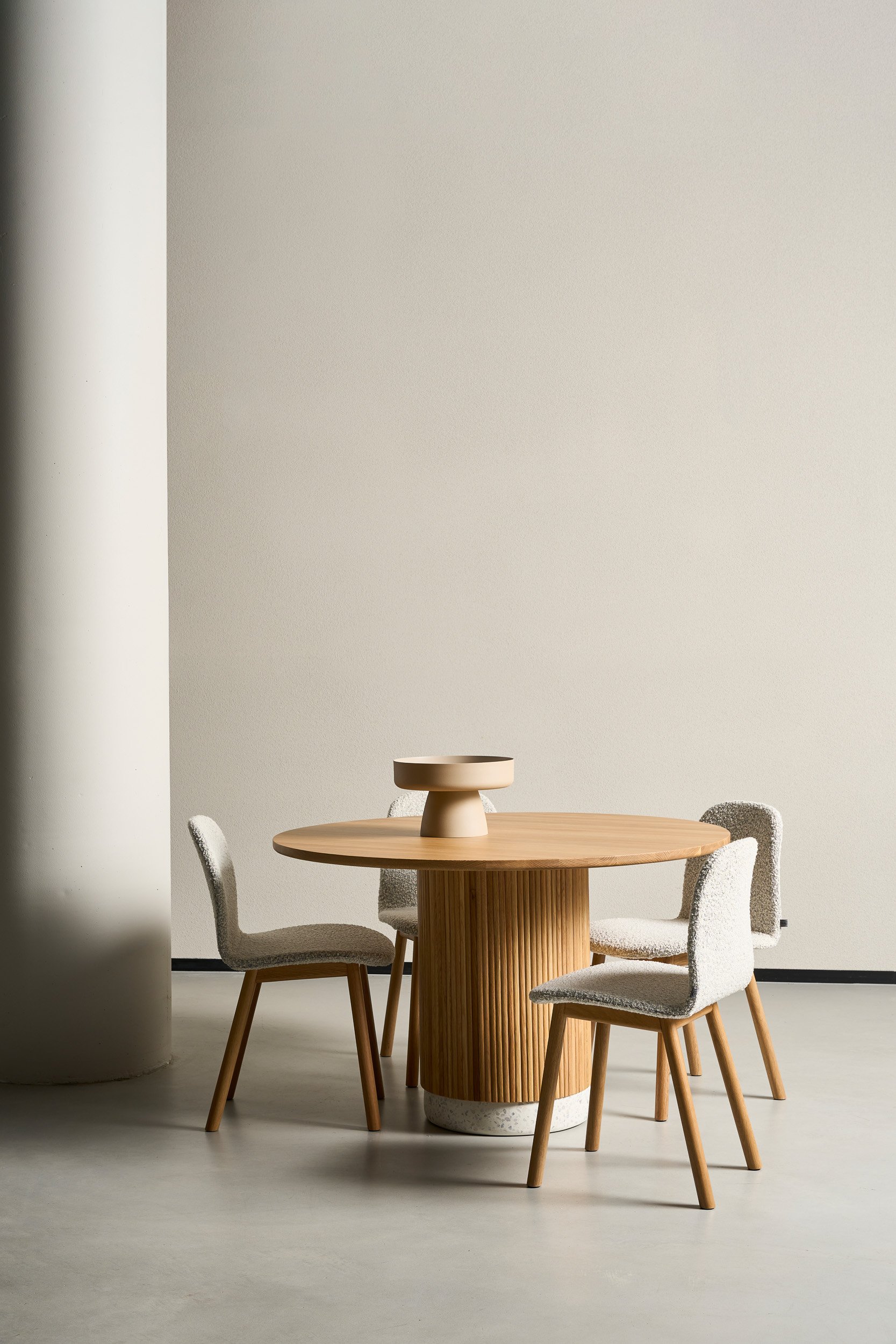 Com V1 Dining Chair - Milk-Bigello 0002 - Light Oak - Floor Stock