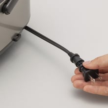 Built-in Retractable Power Cord