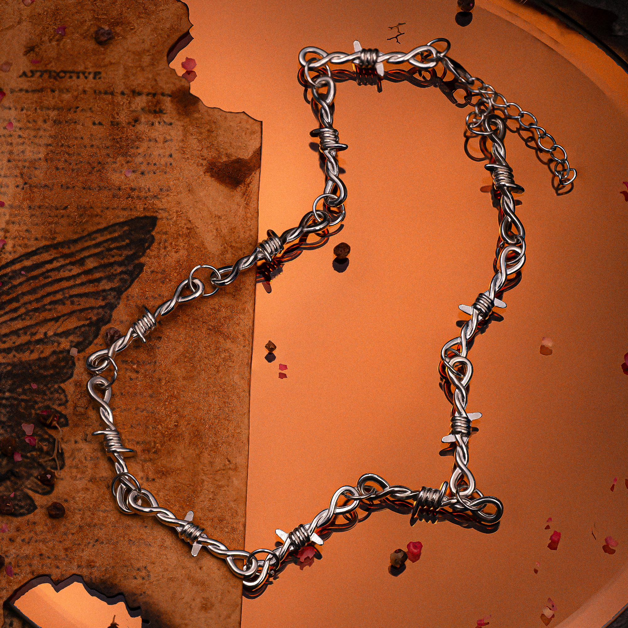  Silberne Stacheldraht-Halskette