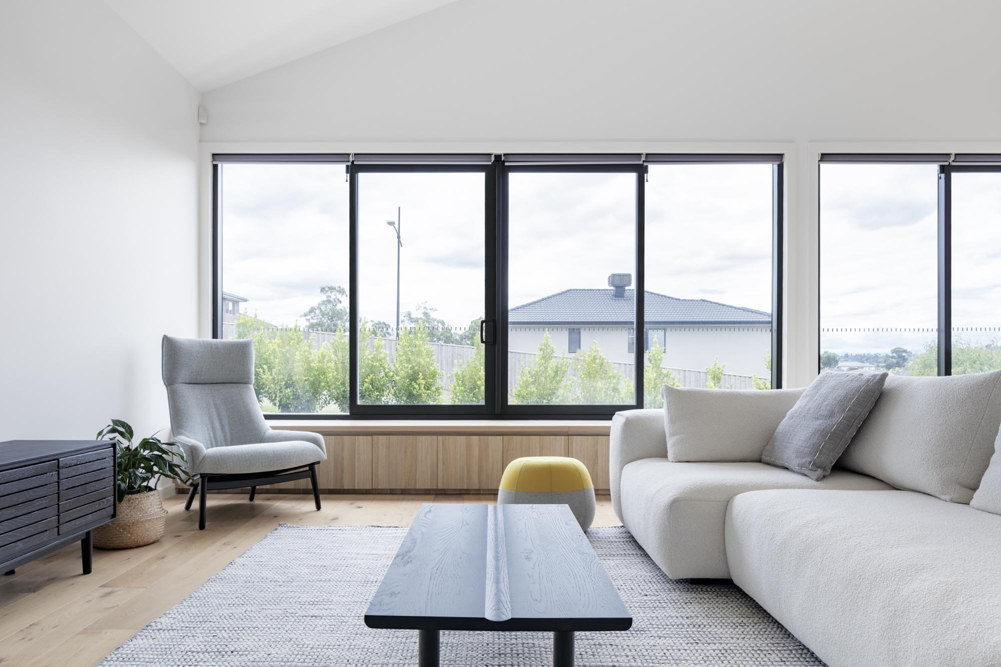 Pontone L Shape Sofa - White Boucle-Cuddle 02 - Floor Stock