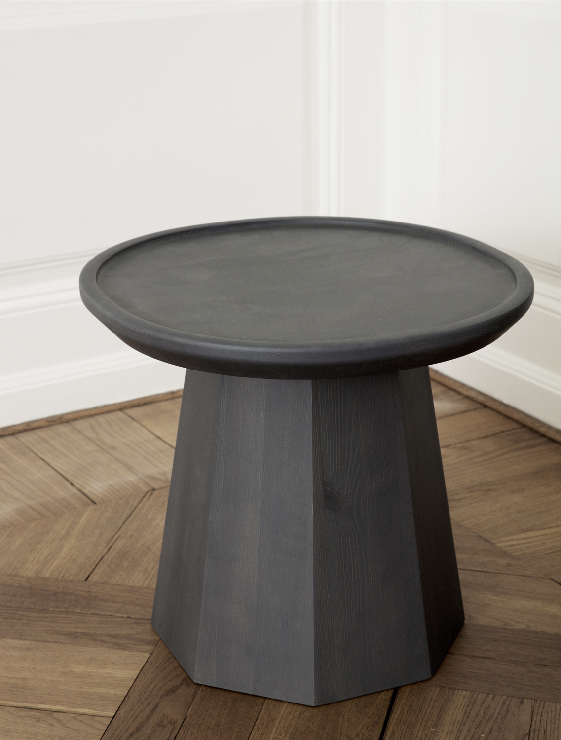 Pine Table Small - Dark grey - Floor Stock