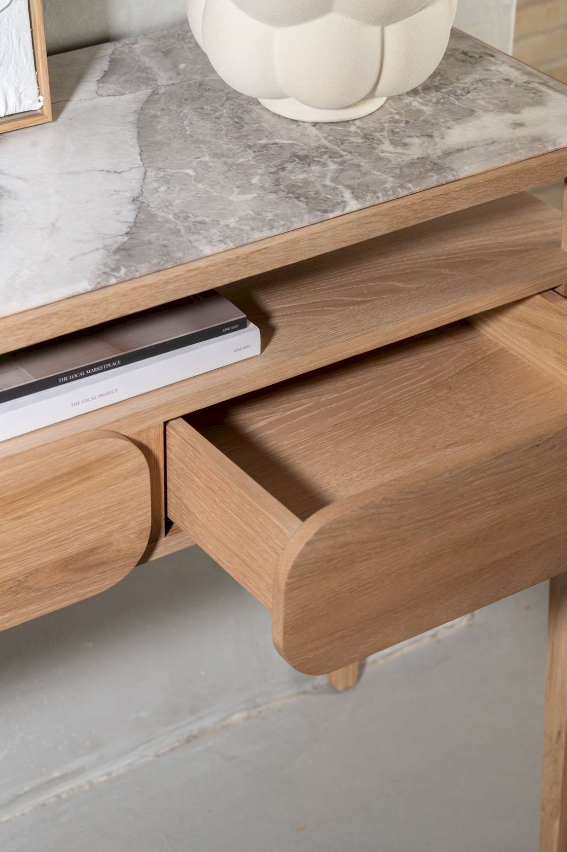 Paru Console - White Oak / Grey Marble - Floor Stock